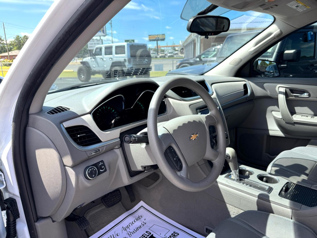 2017 Chevrolet Traverse Image 10
