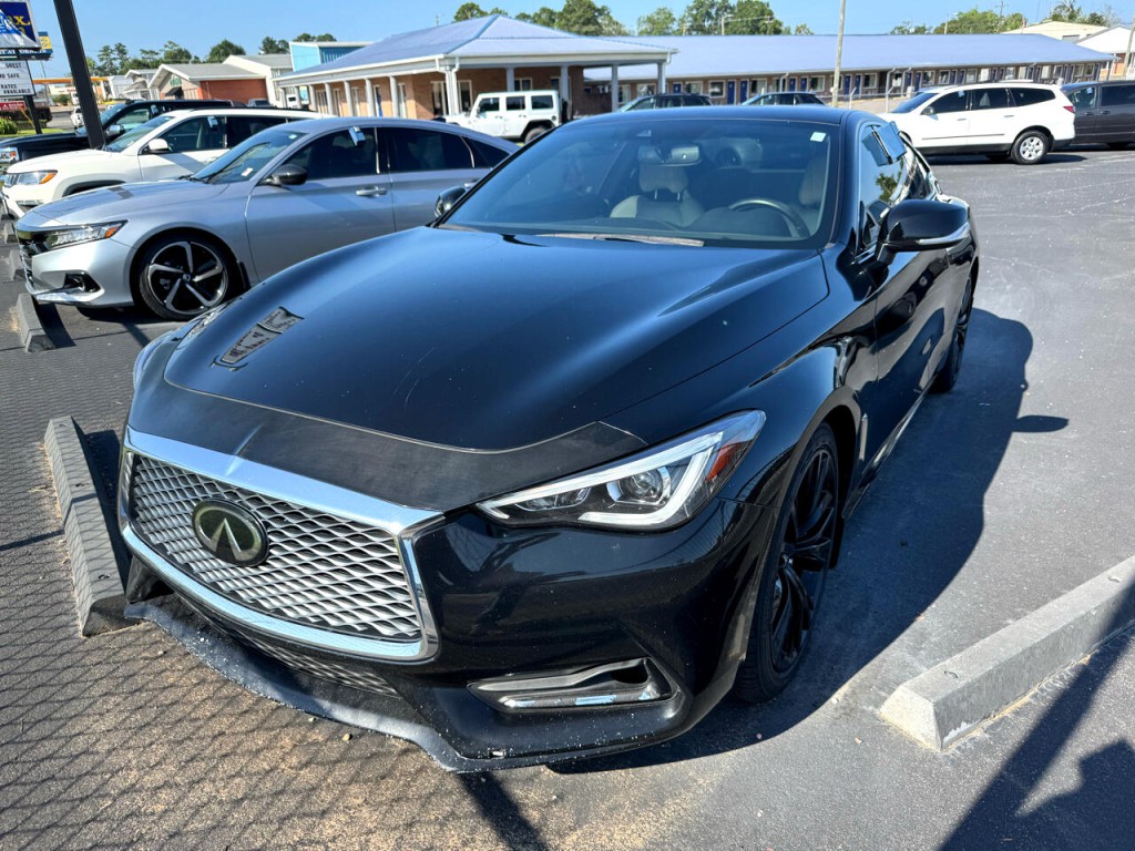 2019 INFINITI Q60 Image 2