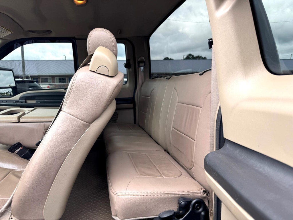 2005 Ford F-250 Image 6