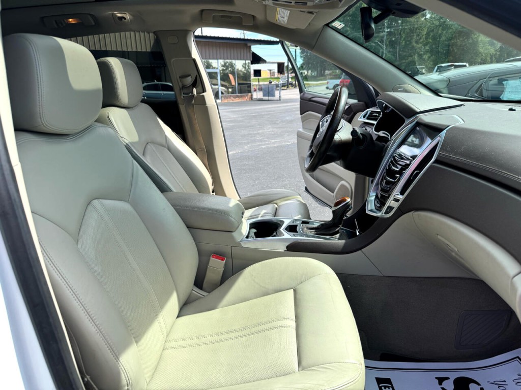 2016 Cadillac SRX Image 8