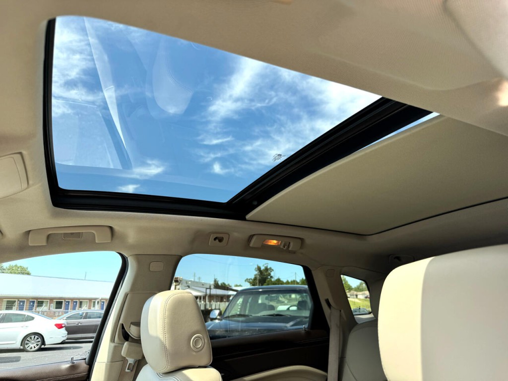 2016 Cadillac SRX Image 9