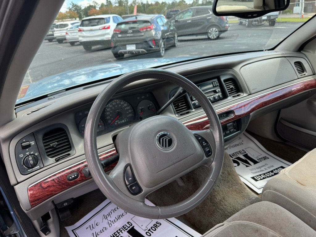 2001 Mercury Grand Marquis Image 10