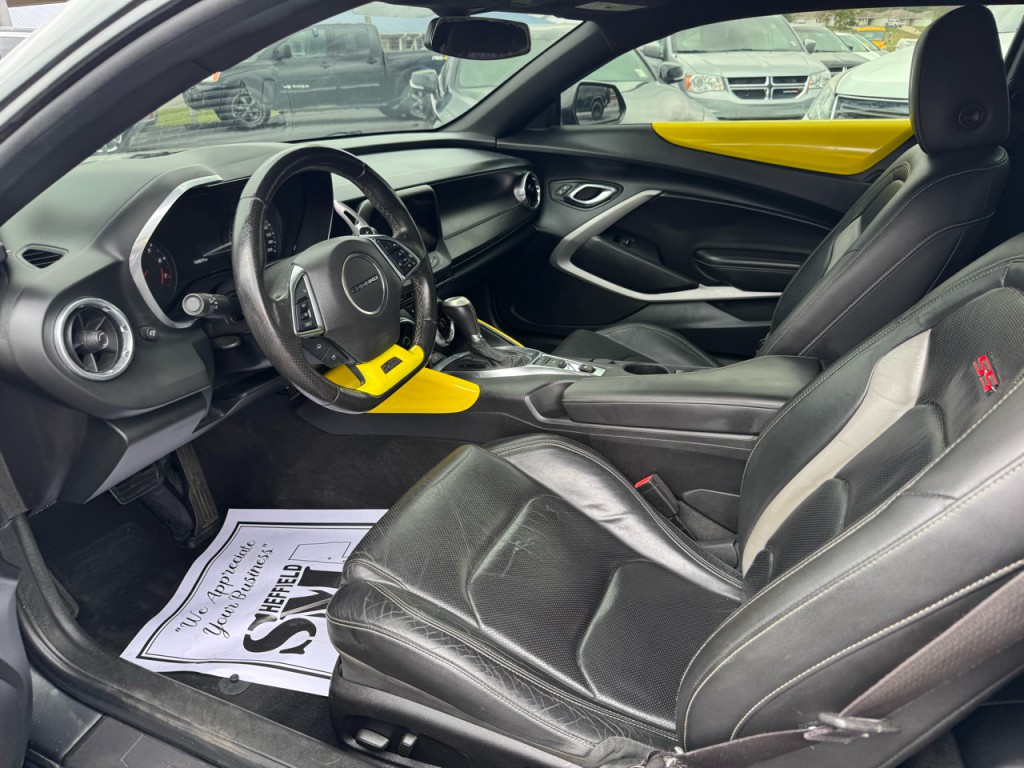 2017 Chevrolet Camaro Image 5