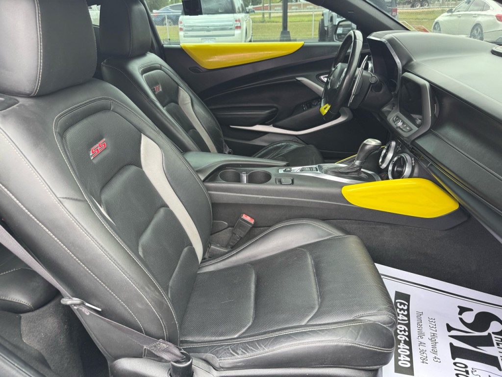 2017 Chevrolet Camaro Image 6