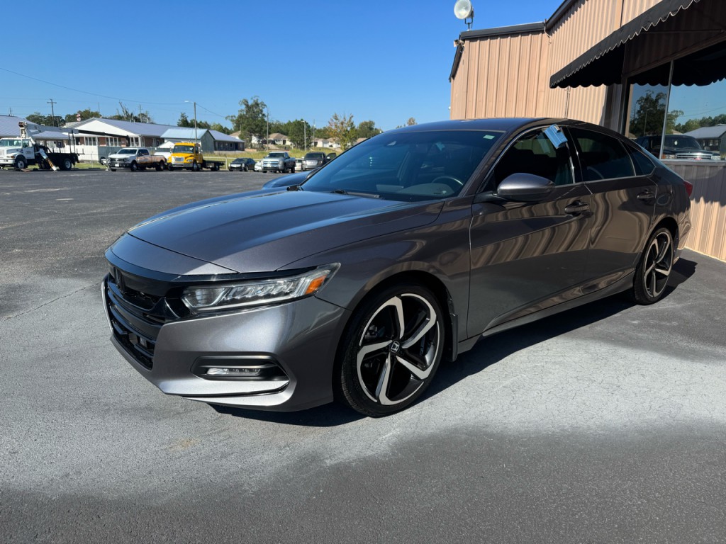 2018 Honda Accord Image 1