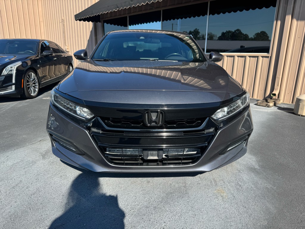 2018 Honda Accord Image 2