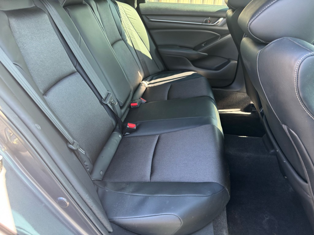 2018 Honda Accord Image 7