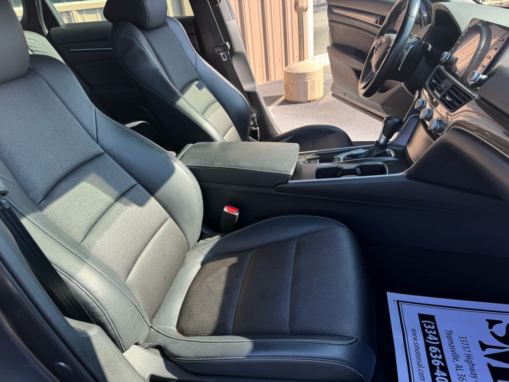2018 Honda Accord Image 8