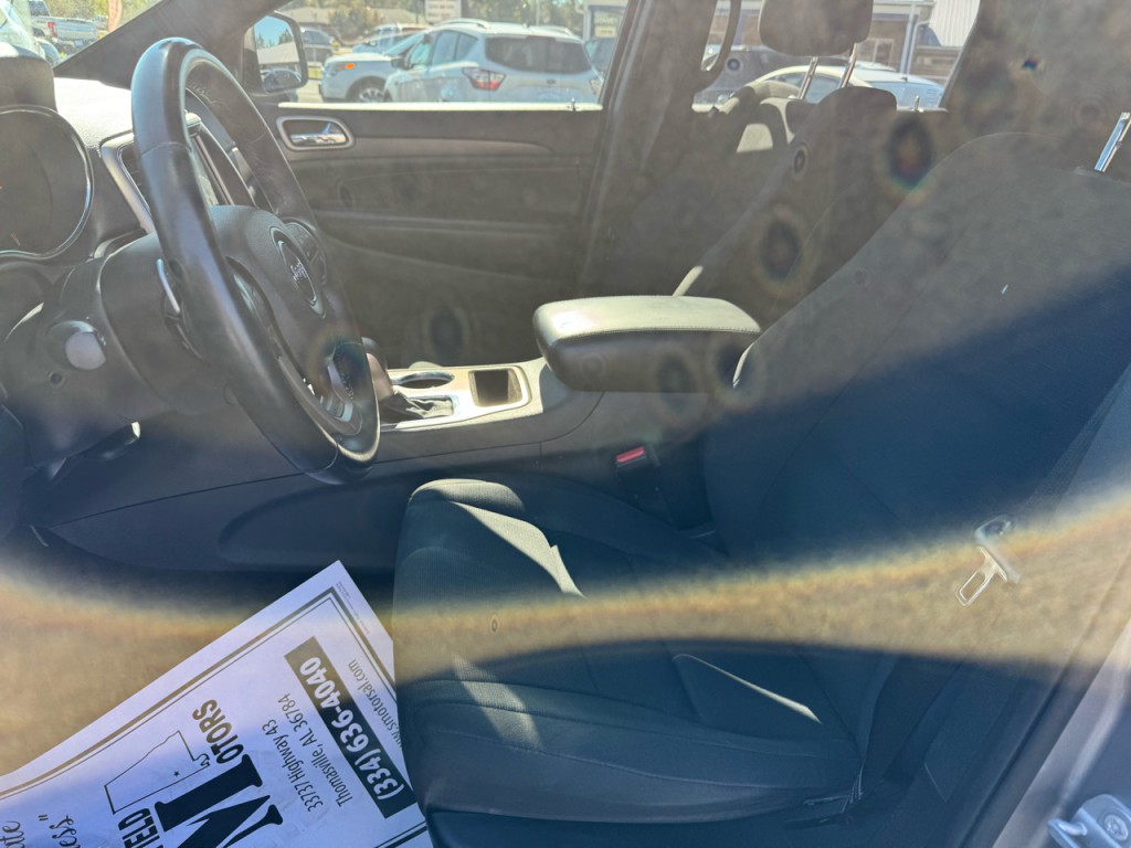 2017 Jeep Grand Cherokee Image 5