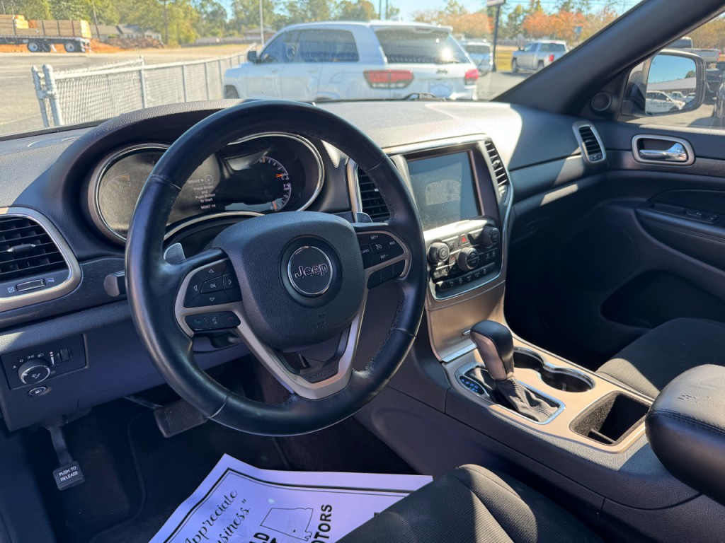 2017 Jeep Grand Cherokee Image 9