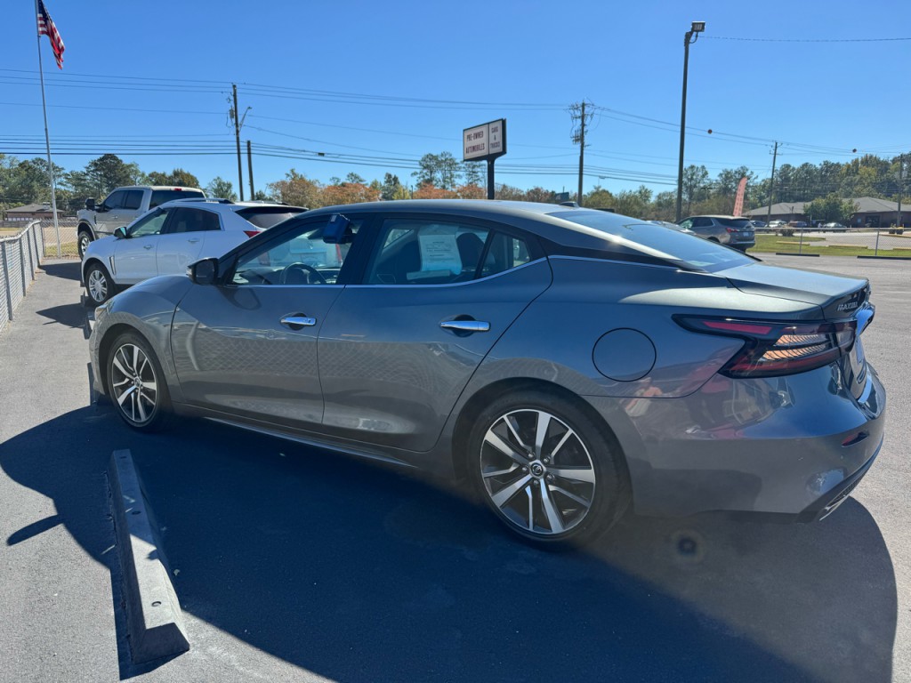 2020 Nissan Maxima Image 3