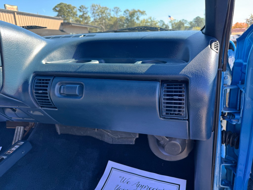 1995 GMC Sierra 1500 Image 9