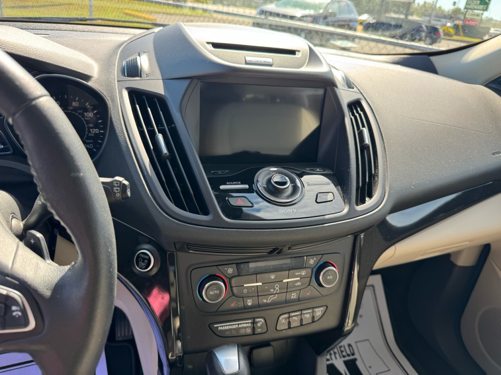 2017 Ford Escape Image 10