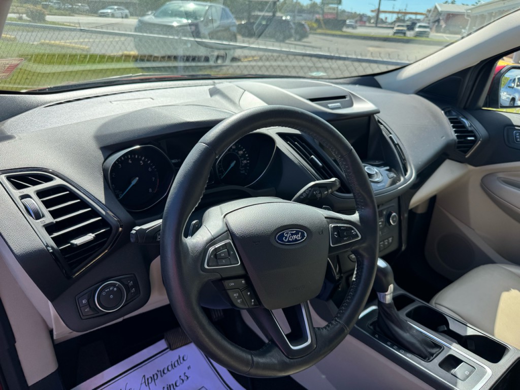 2017 Ford Escape Image 11