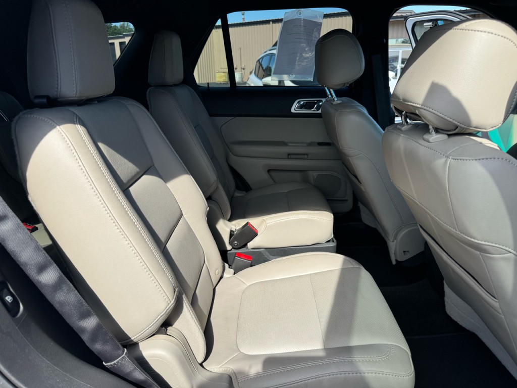 2015 Ford Explorer Image 7