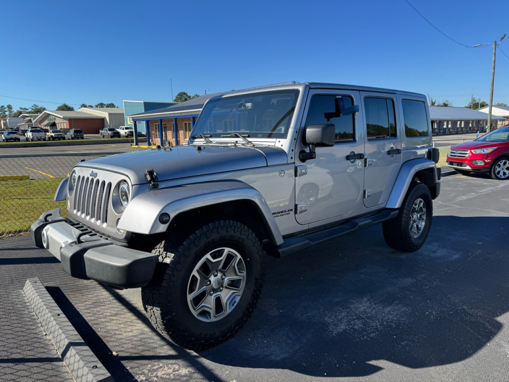 2013 Jeep Wrangler Image 2