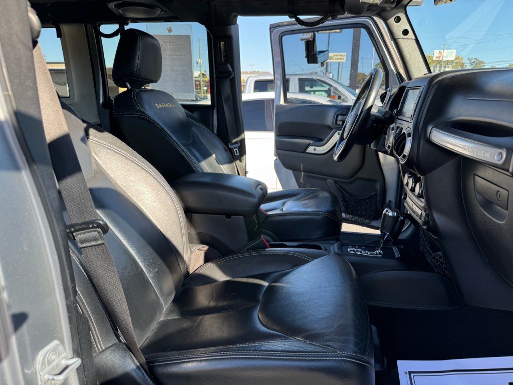 2013 Jeep Wrangler Image 7