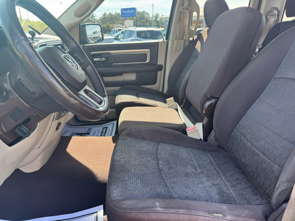 2017 RAM 1500 Image 5