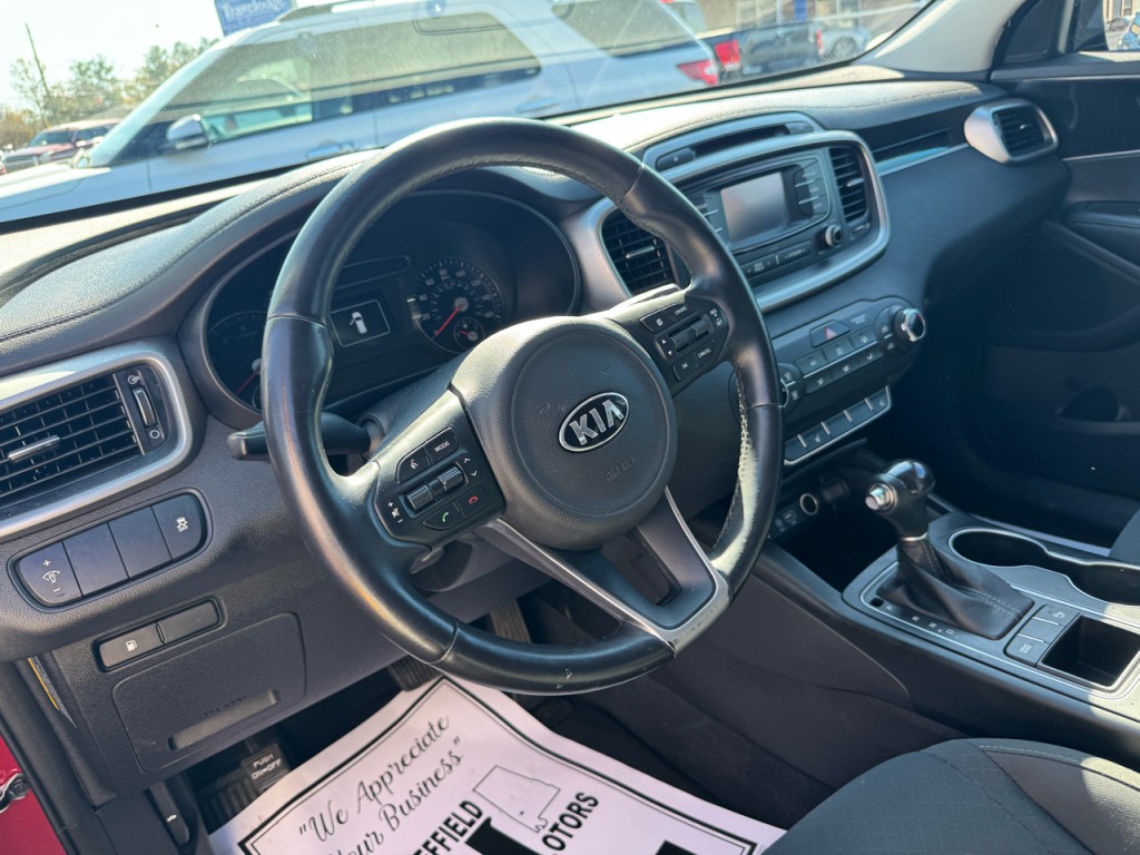 2016 Kia Sorento Image 10