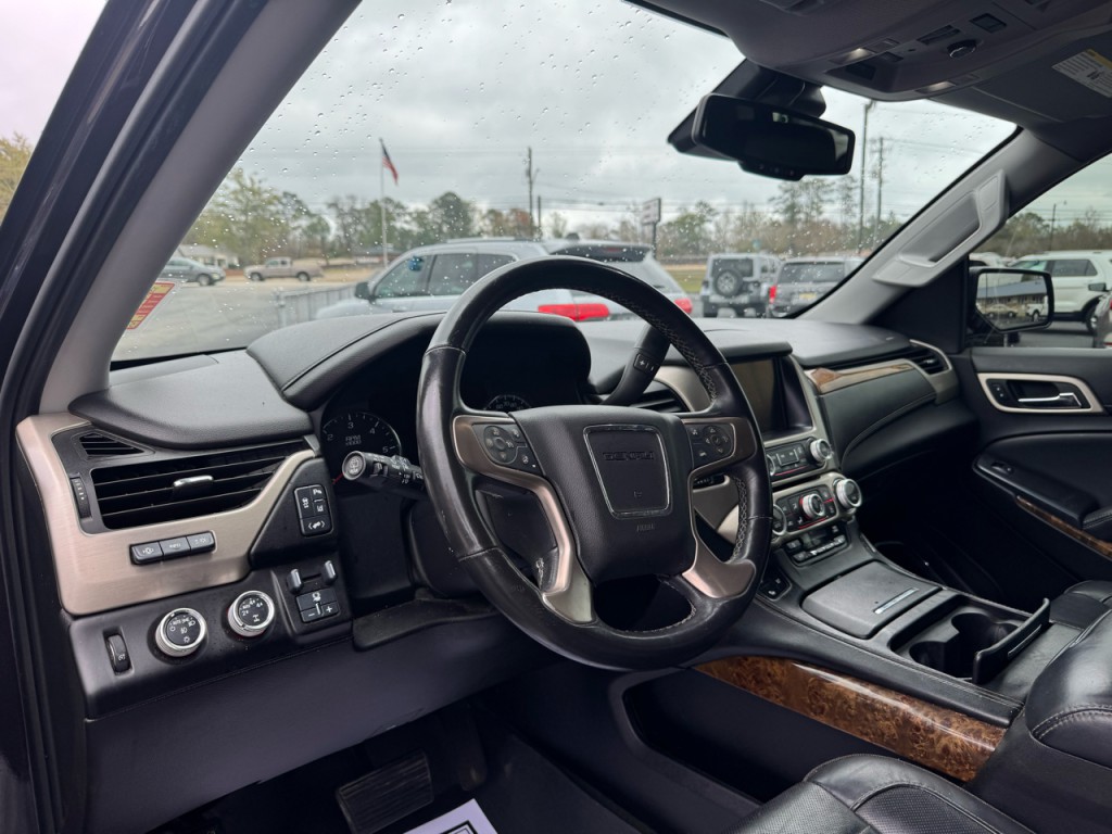 2015 GMC Yukon Image 12