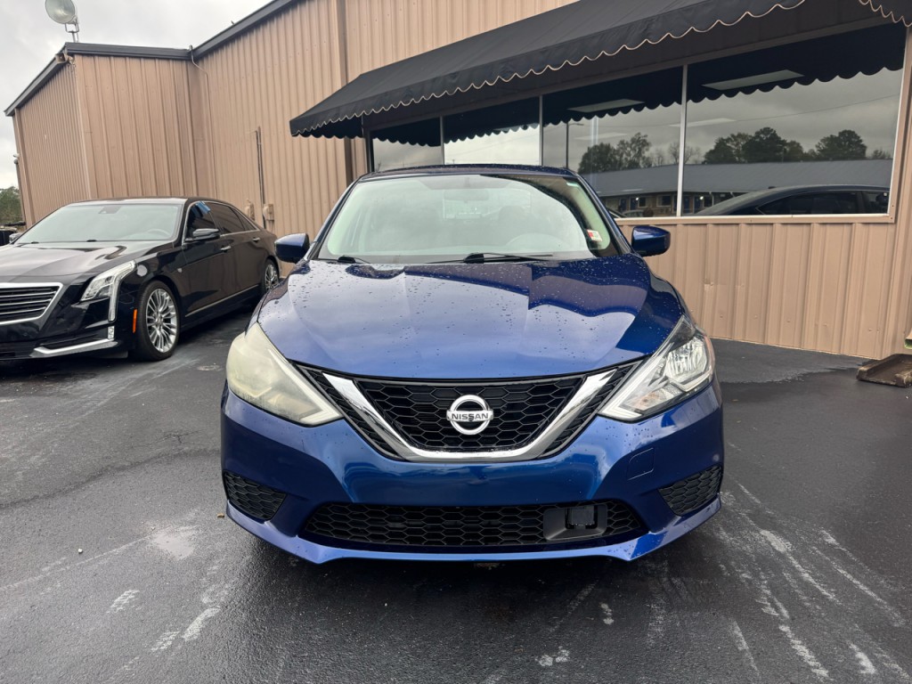 2018 Nissan Sentra Image 2