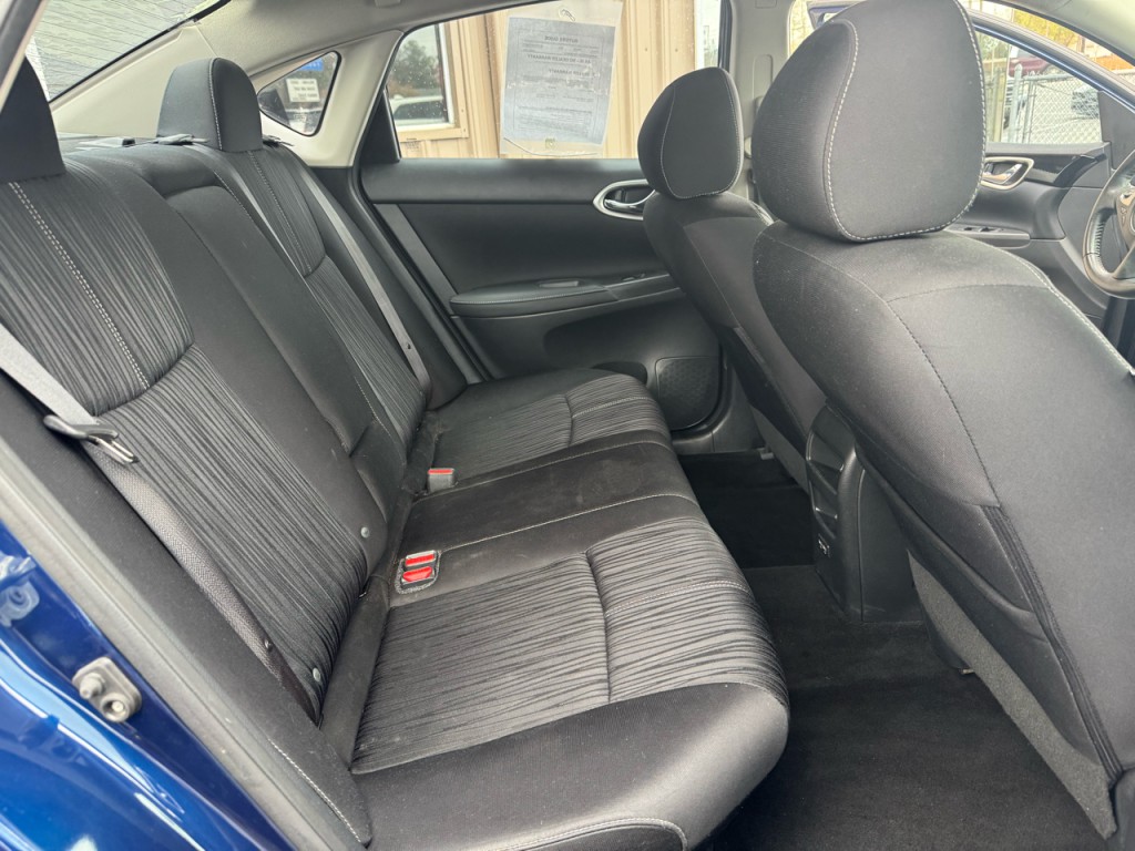 2018 Nissan Sentra Image 7