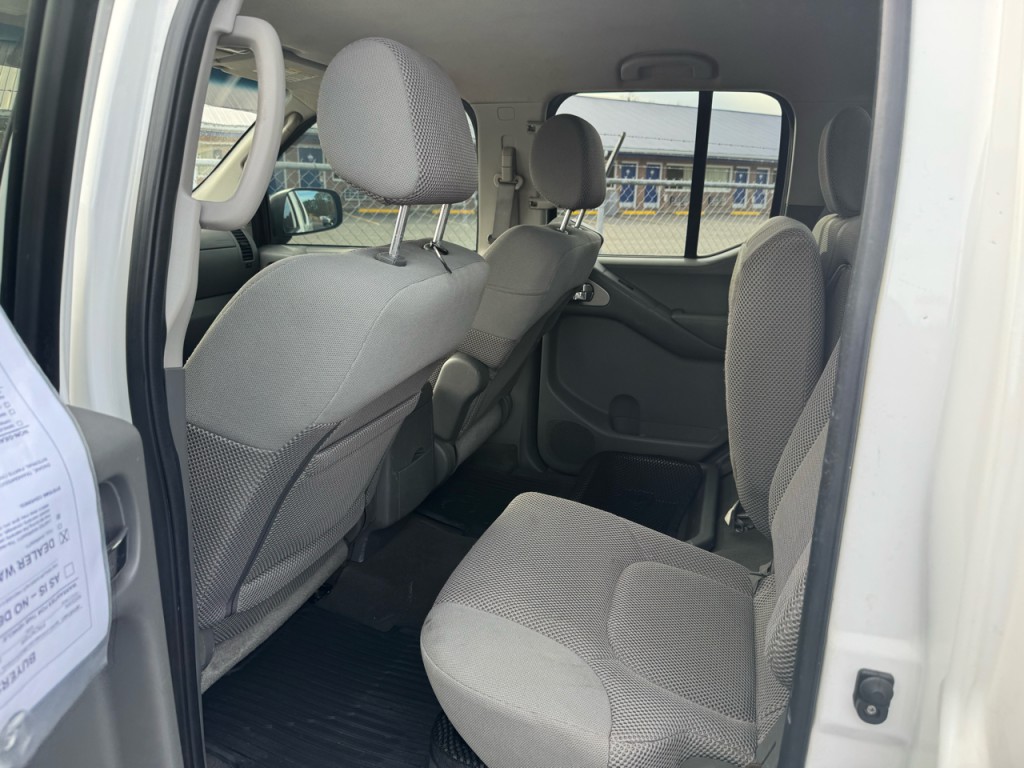 2007 Nissan Frontier Image 6