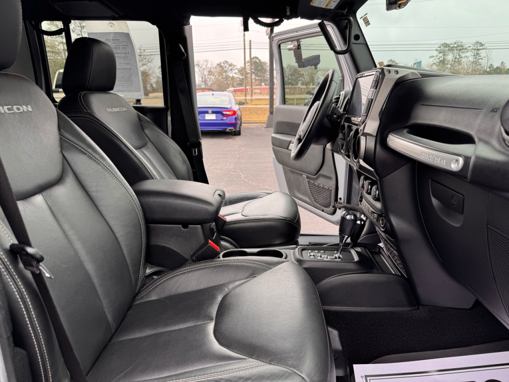 2016 Jeep Wrangler Image 8