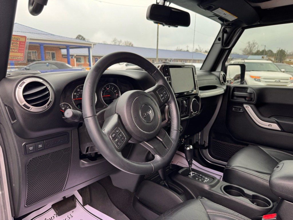 2016 Jeep Wrangler Image 10