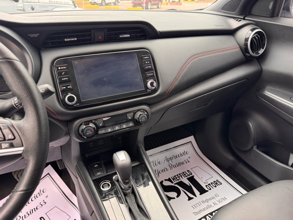 2023 Nissan Kicks Image 9
