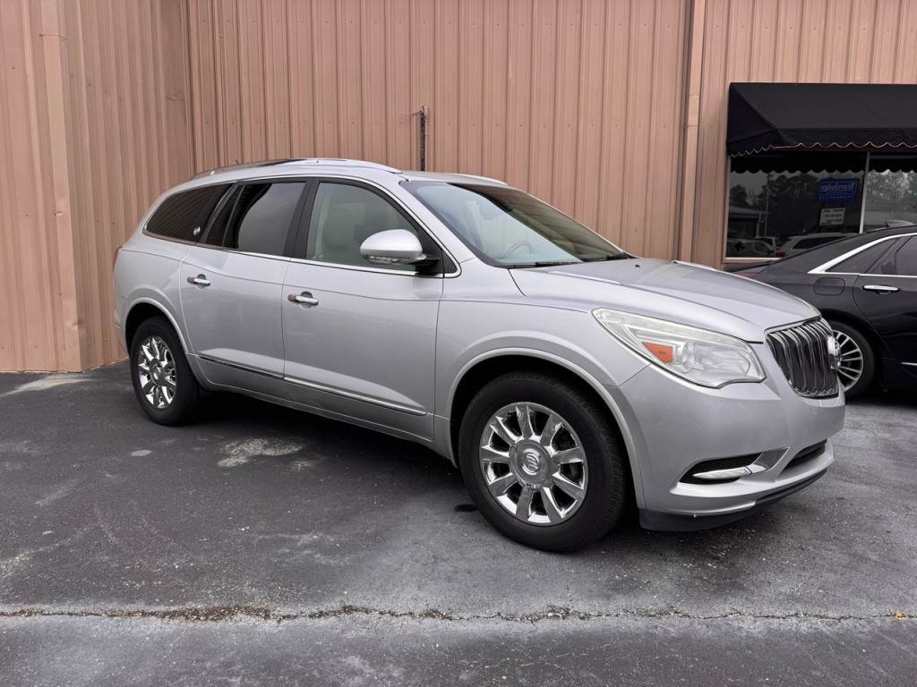 2015 Buick Enclave Image 1