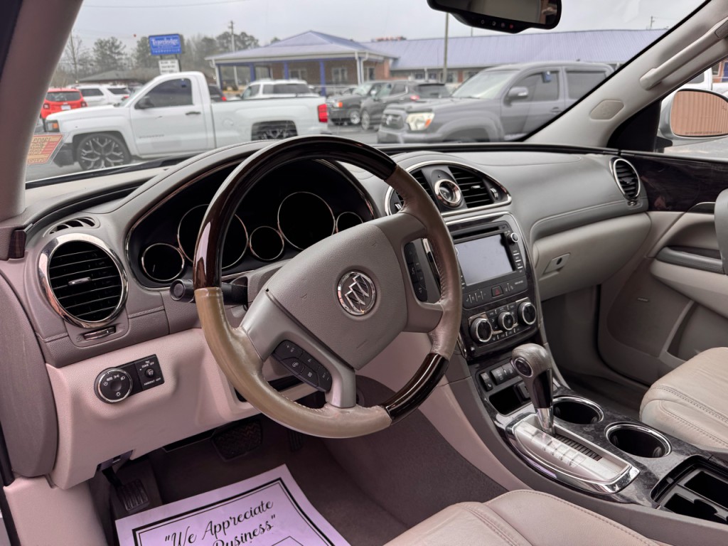 2015 Buick Enclave Image 11