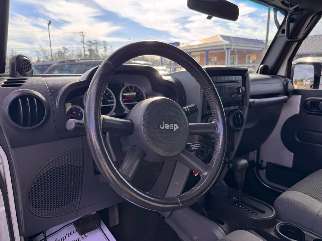2007 Jeep Wrangler Image 9