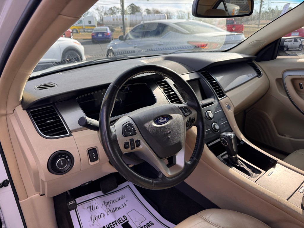 2013 Ford Taurus Image 11