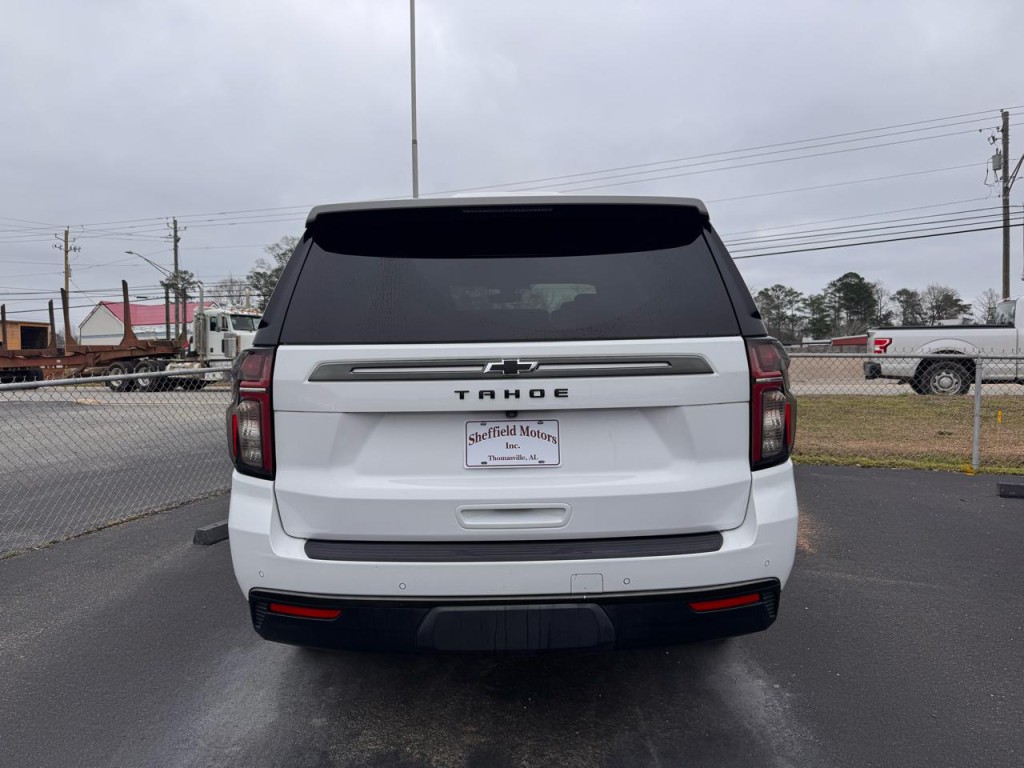 2021 Chevrolet Tahoe Image 3
