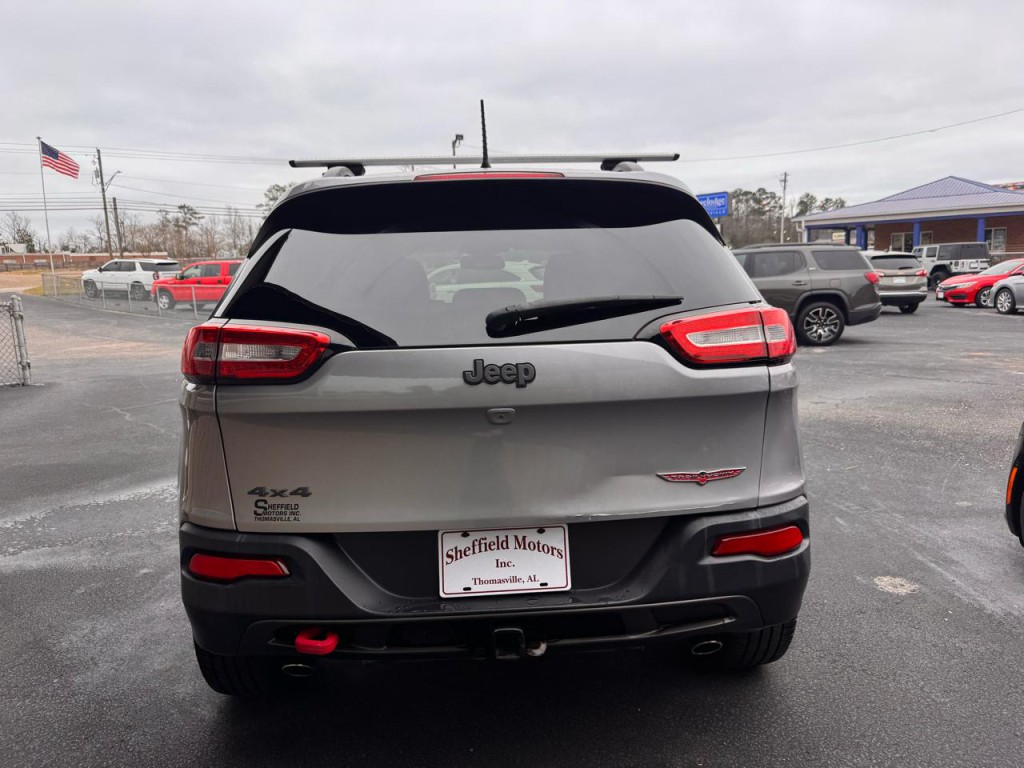 2017 Jeep Cherokee Image 6