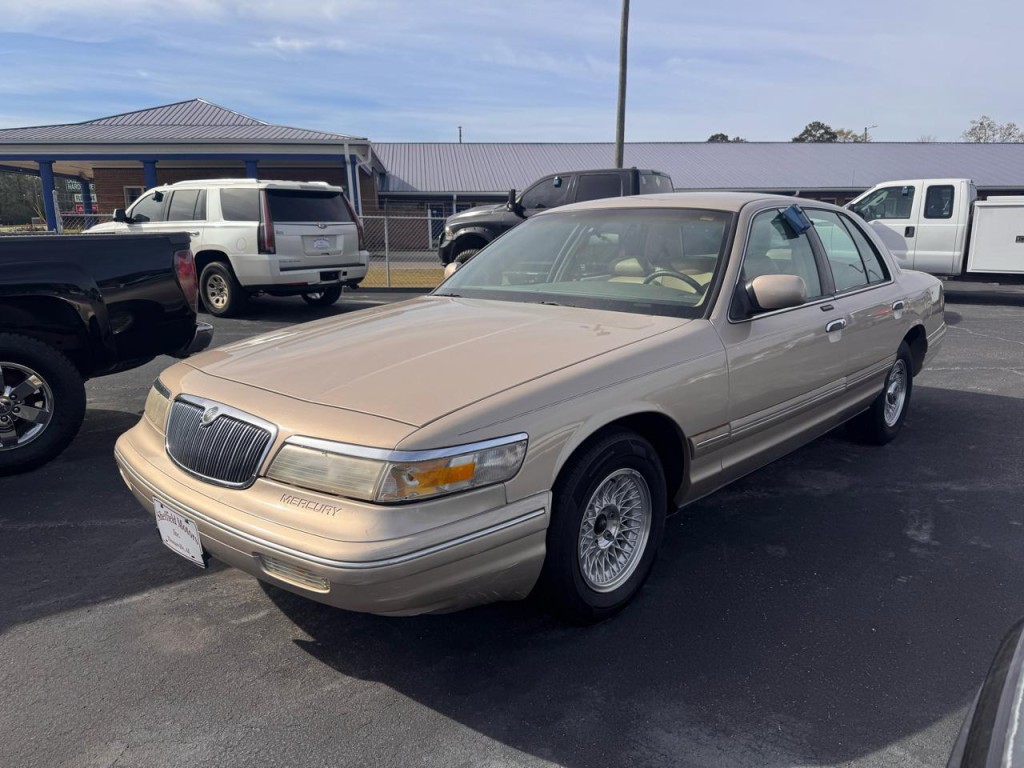 1997 Mercury Grand Marquis Image 3