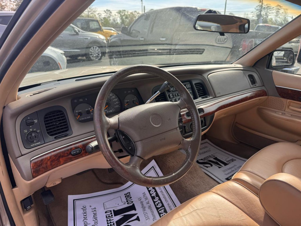 1997 Mercury Grand Marquis Image 10