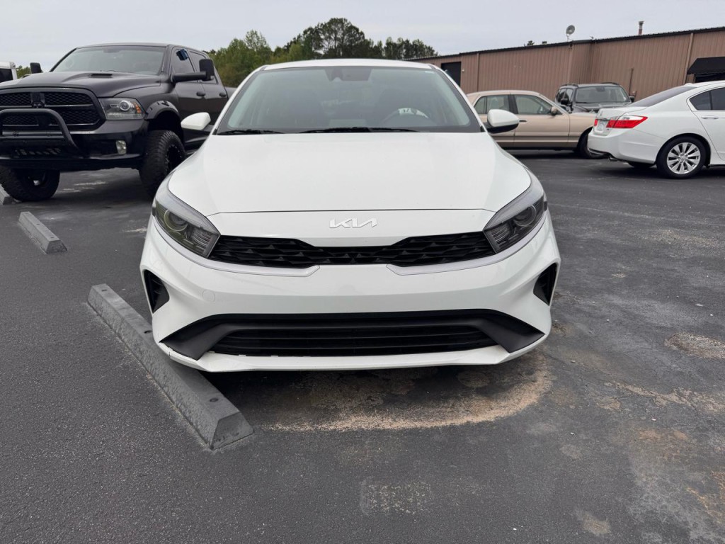 2022 Kia Forte Image 2