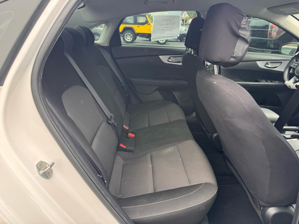 2022 Kia Forte Image 7