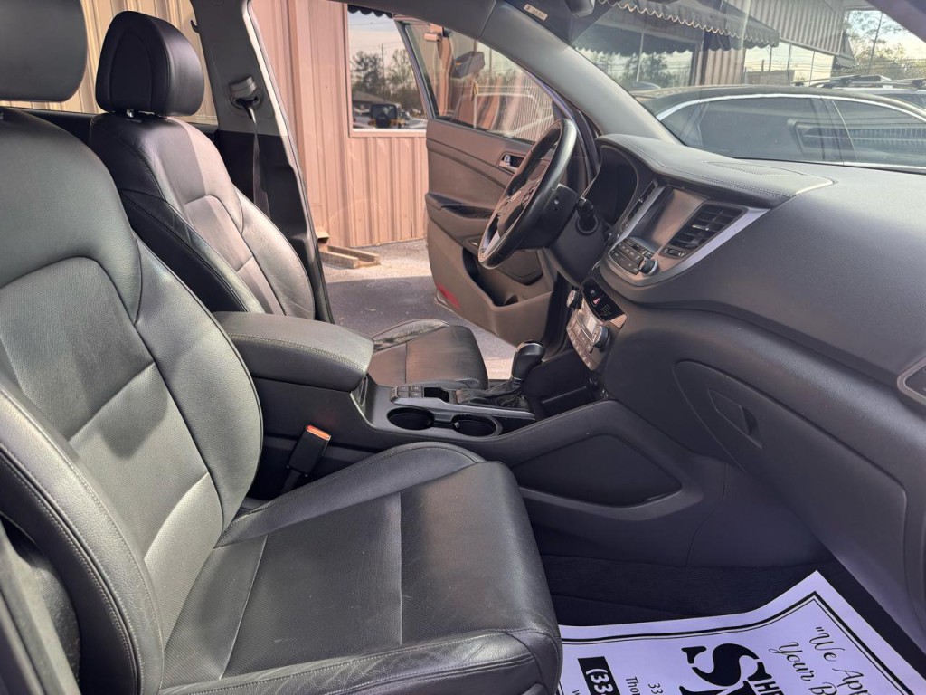 2017 Hyundai Tucson Image 8