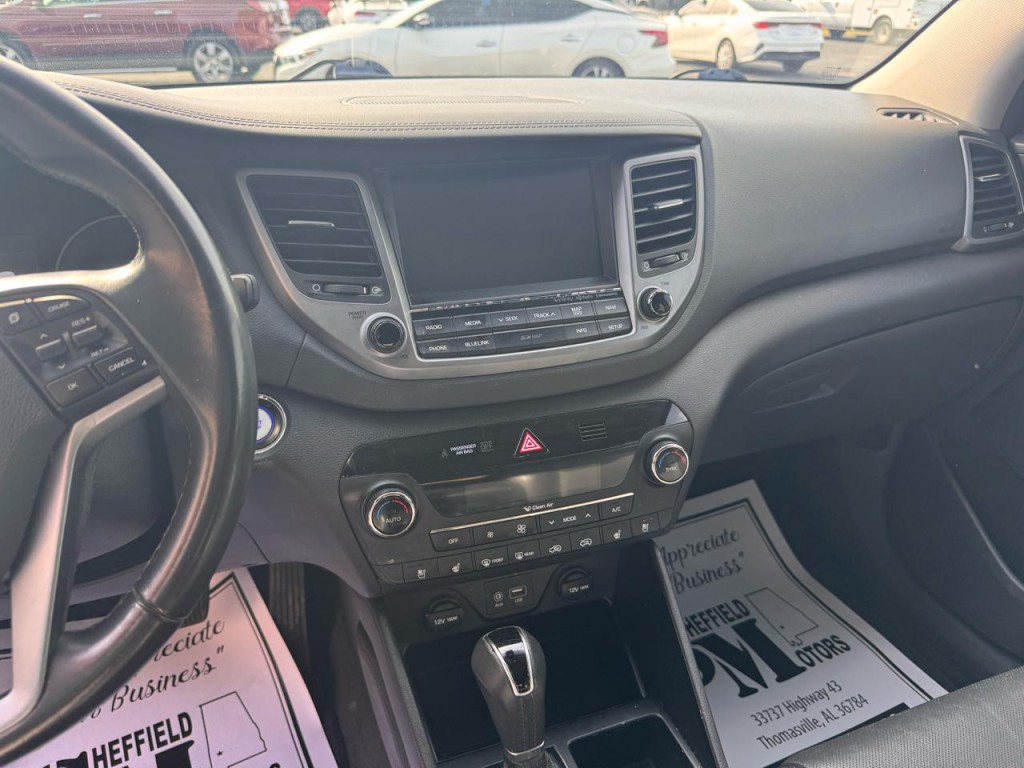 2017 Hyundai Tucson Image 10