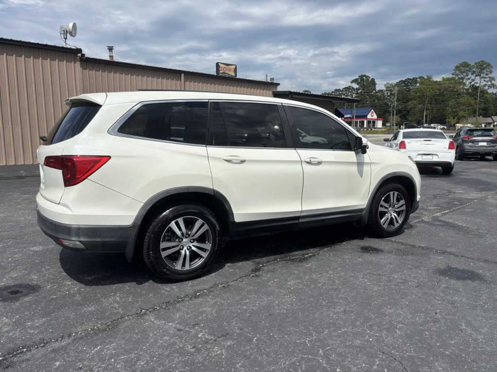2017 Honda Pilot Image 3