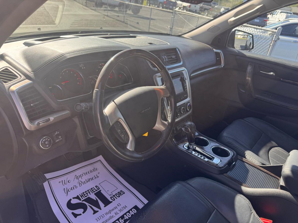 2016 GMC Acadia Image 12