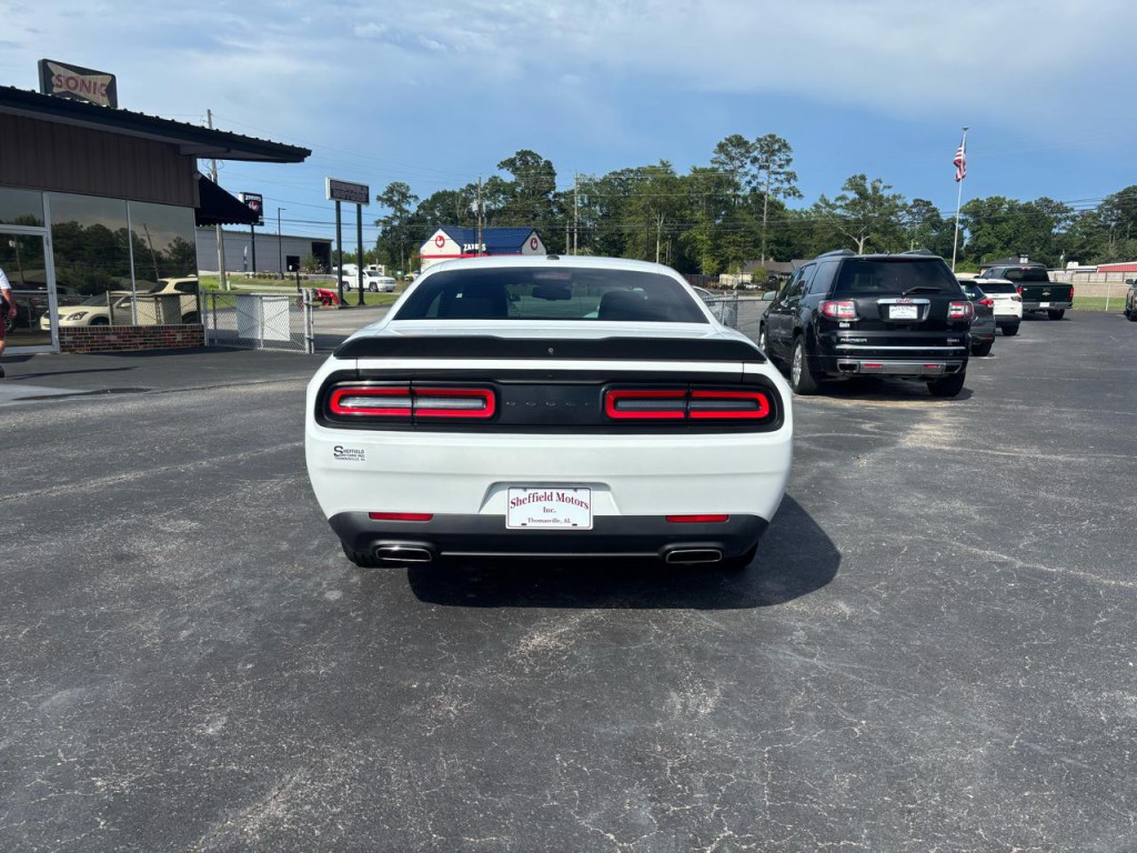 2021 Dodge Challenger Image 2