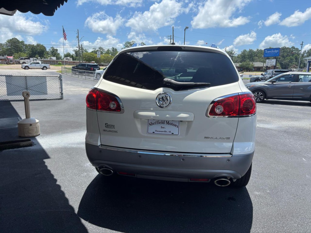 2012 Buick Enclave Image 2