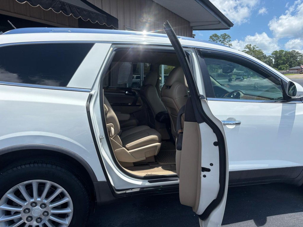 2012 Buick Enclave Image 7