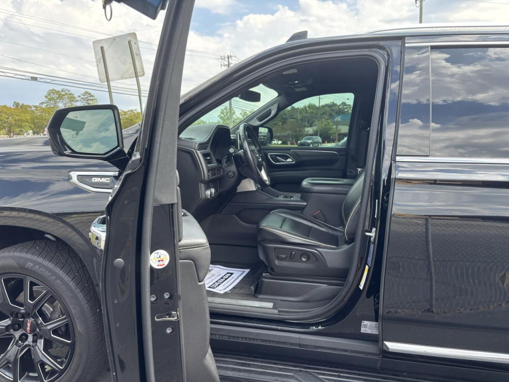 2021 GMC Yukon Image 5