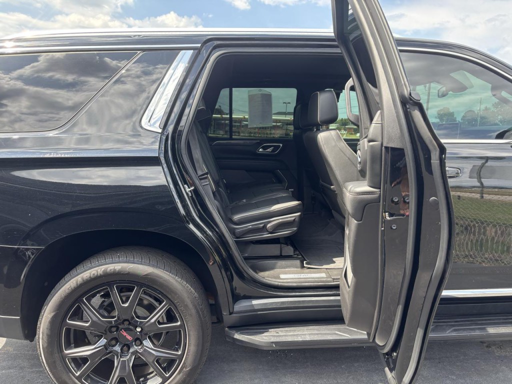 2021 GMC Yukon Image 7