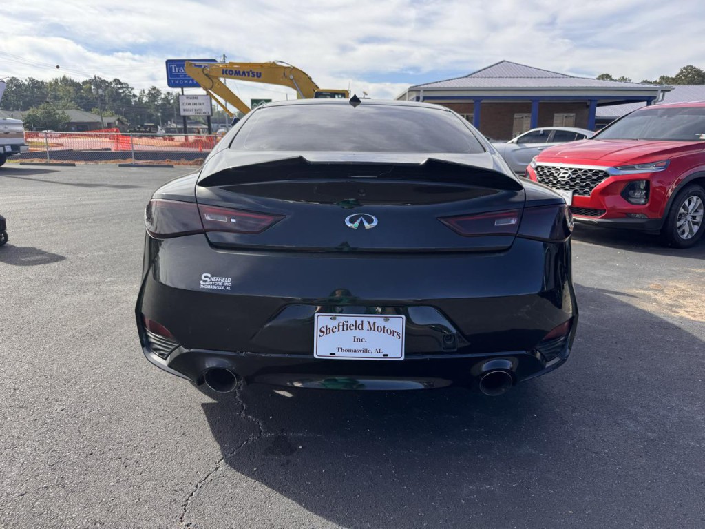 2019 INFINITI Q60 Image 3